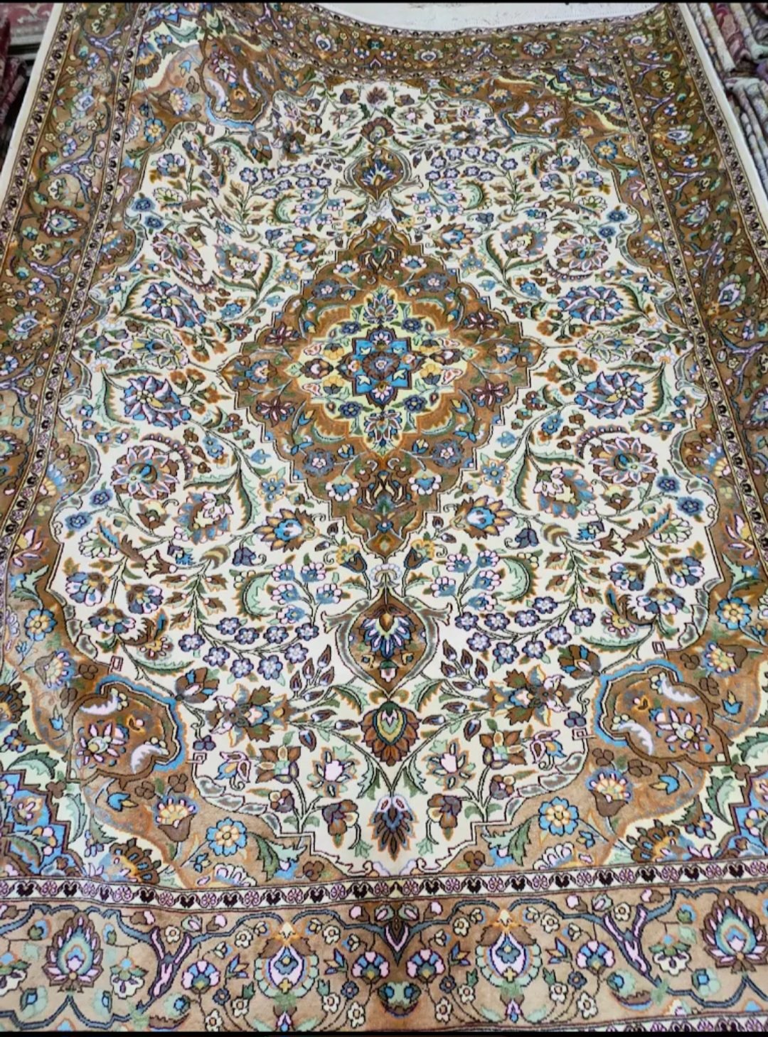 Alzaeem Heritage Collection: The "Royal Medallion" Classic Area Rug