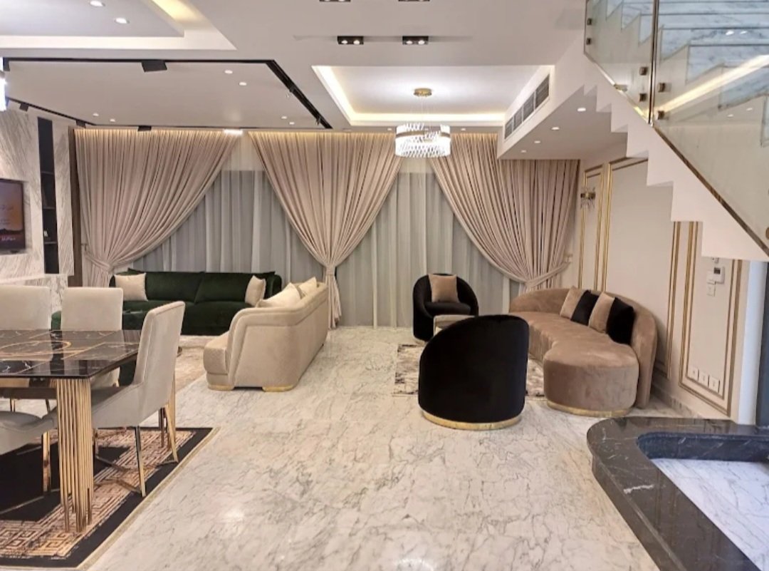 The "Royal Sovereign" Multi-Layered Curtain Set - Image 2